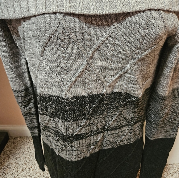 New York and Company Boat Neck Cable Knit Sweater - Picture 6 of 12